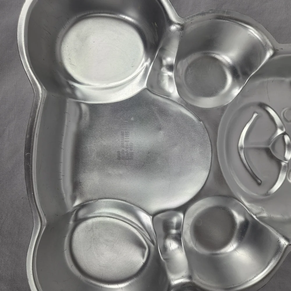 Vintage Wilton Teddy Bear Cake Pan Mold #2105-4943  2002 Baking Cooking Party